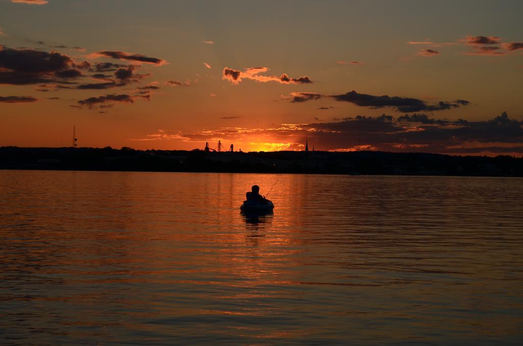 Curriers Lakeview Lodge Rice Lake Exteriör bild