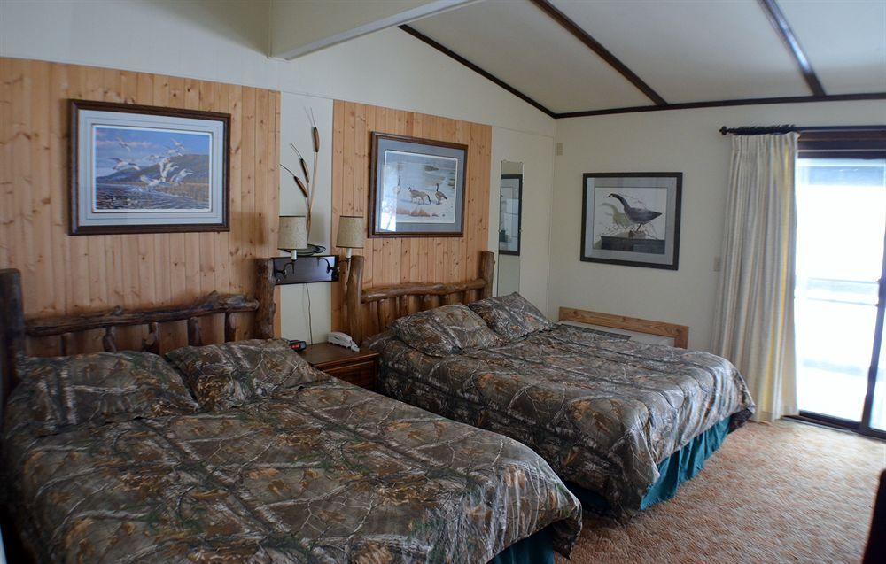 Curriers Lakeview Lodge Rice Lake Exteriör bild