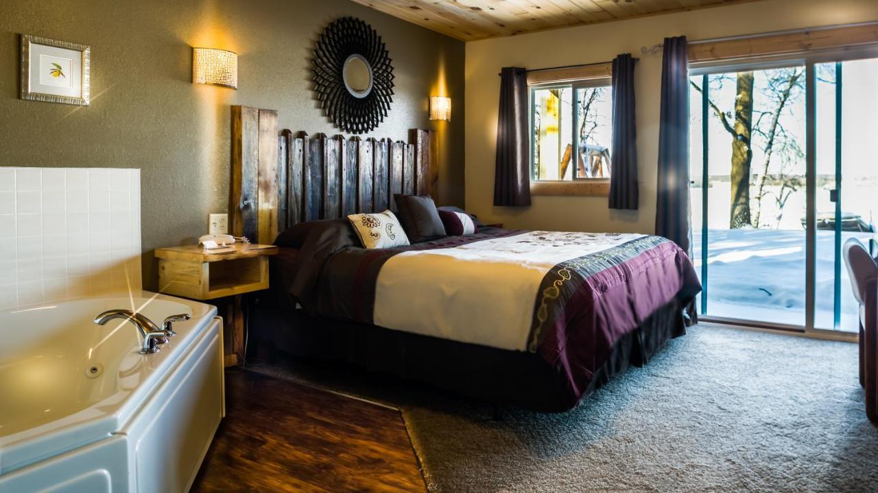 Curriers Lakeview Lodge Rice Lake Rum bild