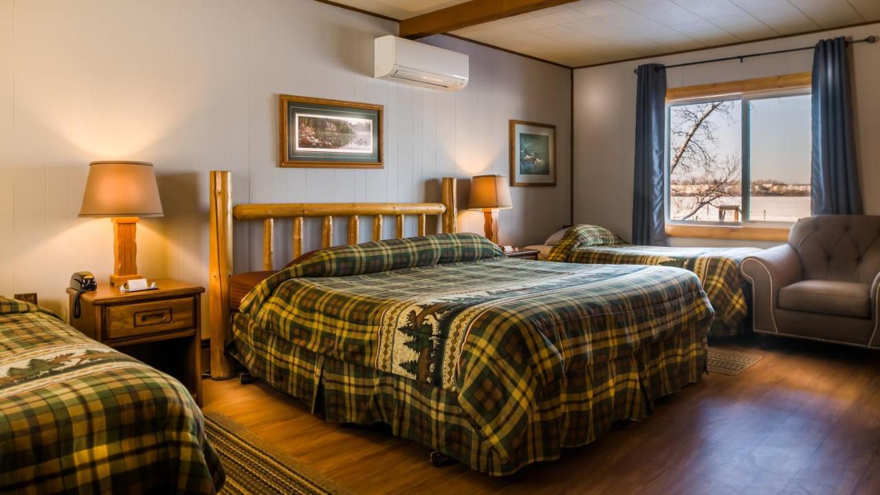Curriers Lakeview Lodge Rice Lake Rum bild