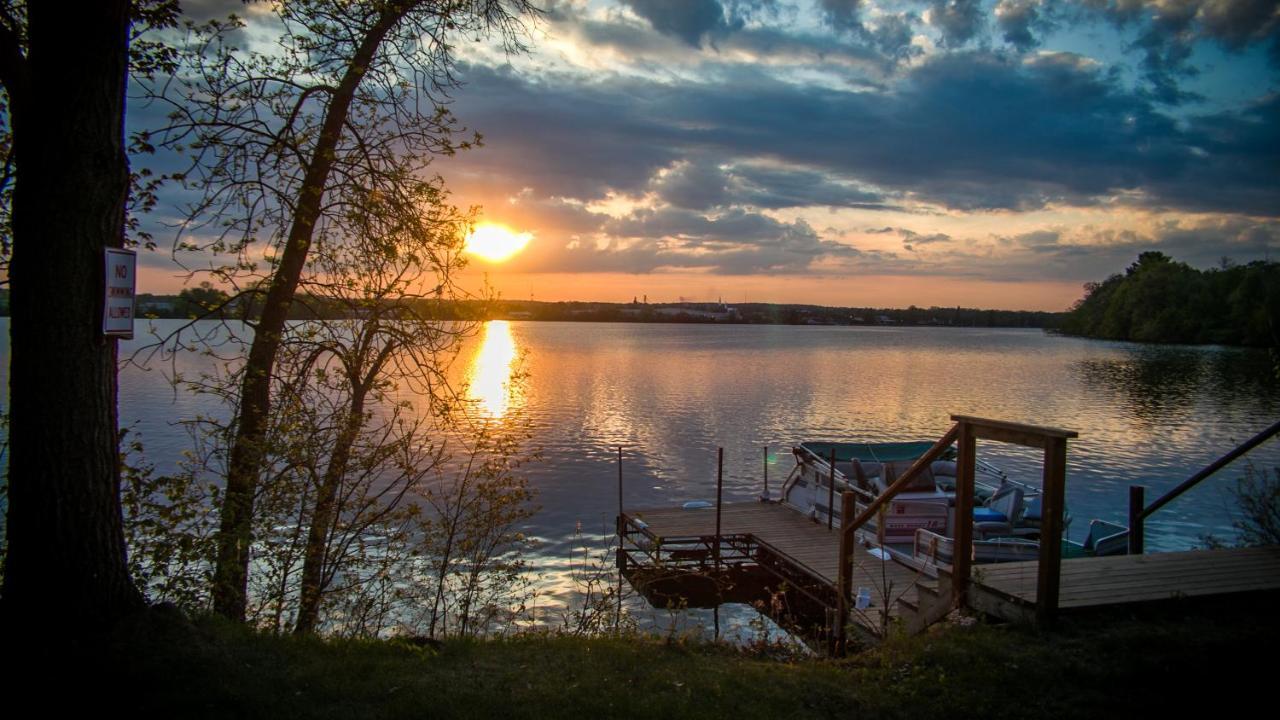 Curriers Lakeview Lodge Rice Lake Exteriör bild