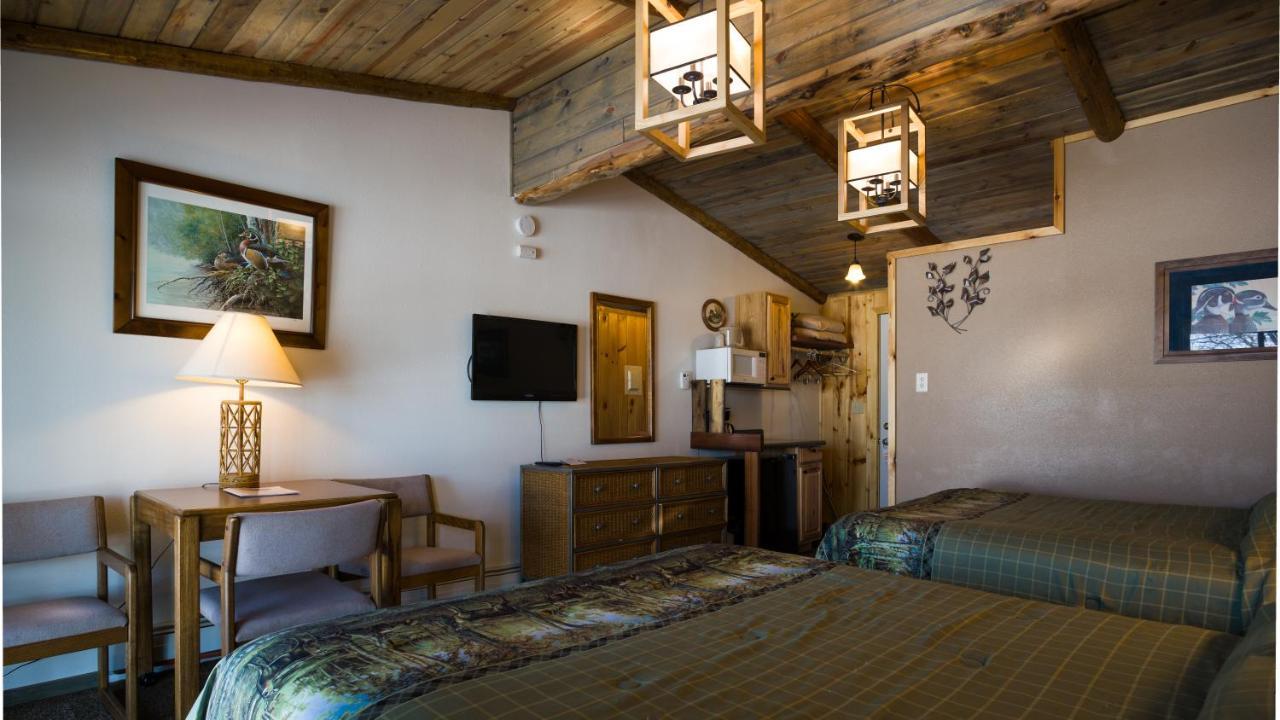 Curriers Lakeview Lodge Rice Lake Rum bild